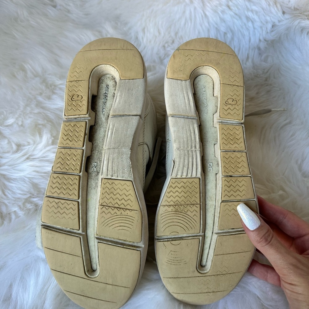 On Running Women's Athletic Shoes - Cream and Gold - Picture 6 of 10